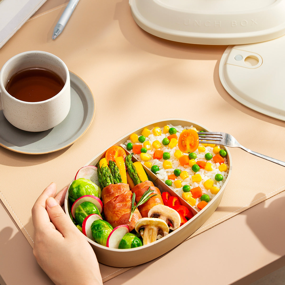 Bear 1.0L Lunch box Electric Lunch Box with Detachable Non-stick inner pot / Mini Rice Cooker (DFH-D10Y1)