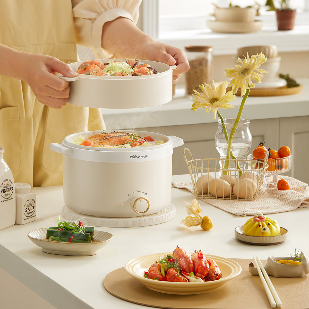 Bear Multi Cooker 1.2L steamboat noodle cooker and Food Steamer (DRG-E17D2)