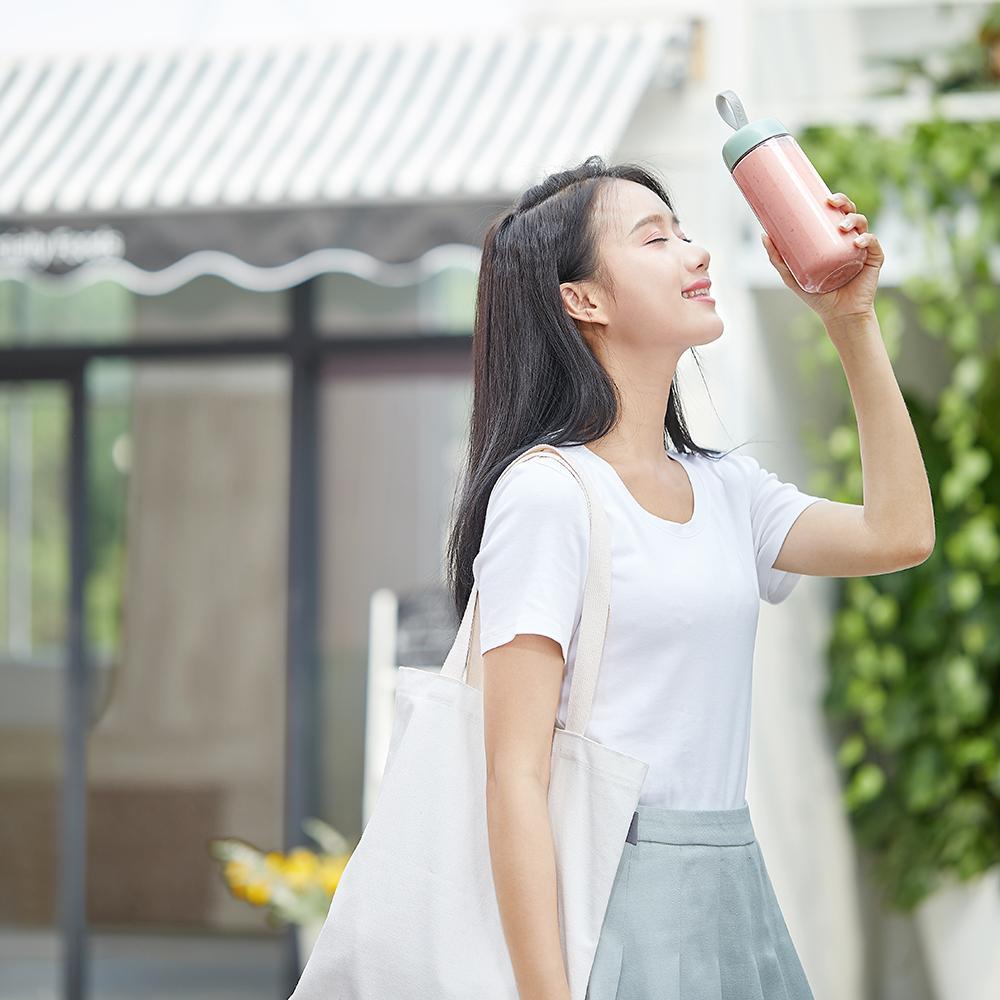 Bear Personal Juice Blender with Bottle 200W (LLJ-D04A1) - PowerPacSG